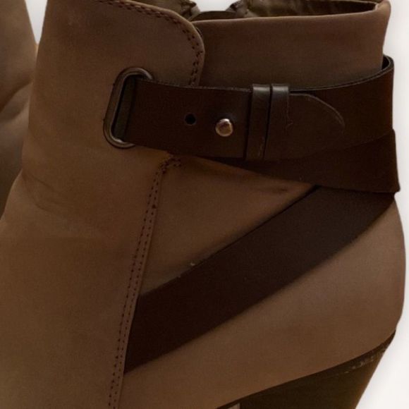 APT. 9 Fulton Taupe Buckled Ankle Boots - Picture 3 of 11